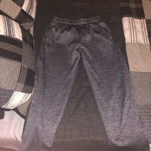 Under Armour Heathered Gray sweat pants